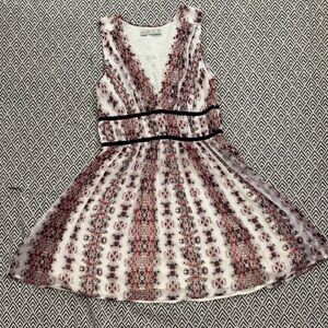 Ambercrombie & Fitch Mini Floral Sleeveless Dress w/ Velvet Detail